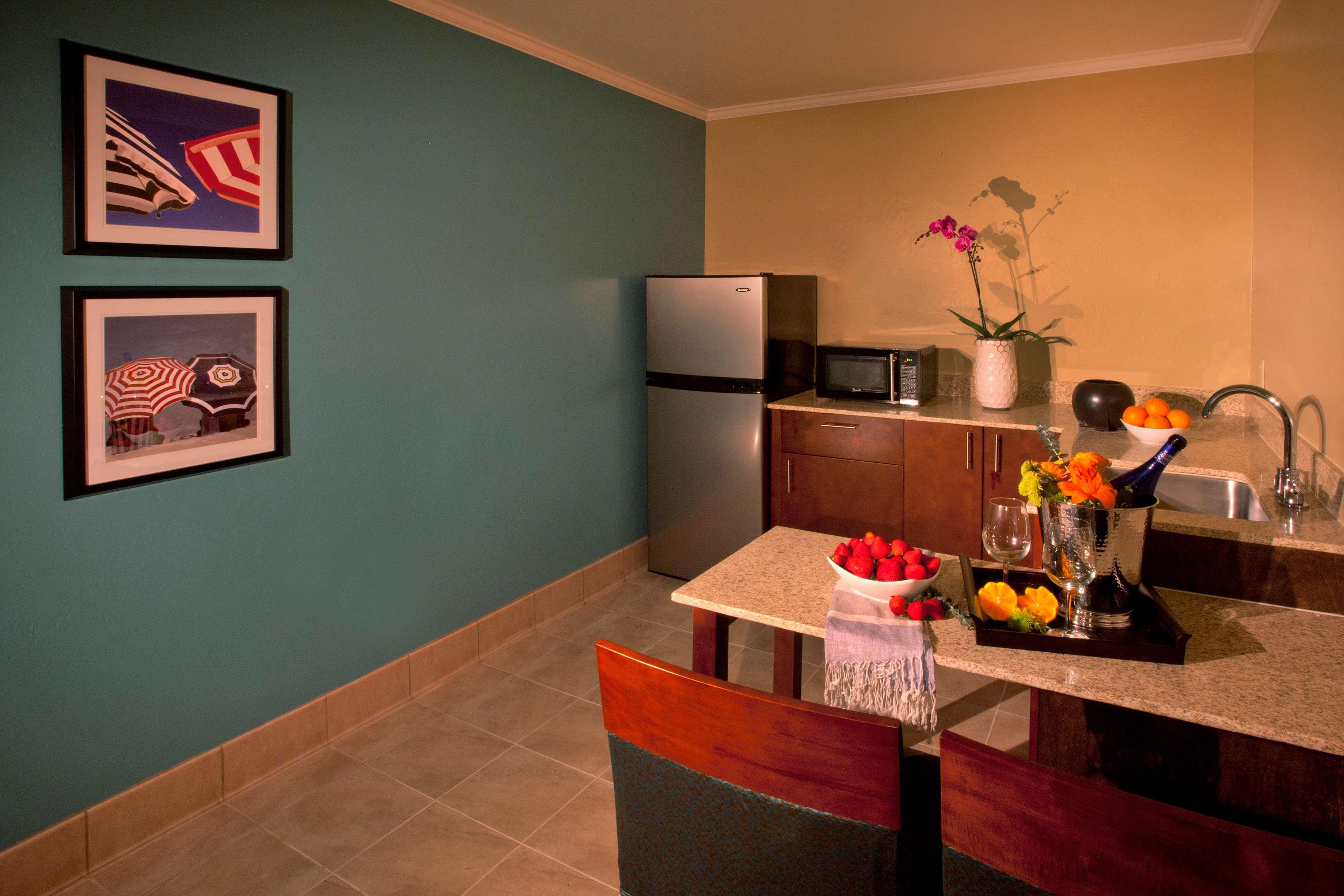 Best Western Plus Beach View Lodge Κάρλσμπαντ Εξωτερικό φωτογραφία