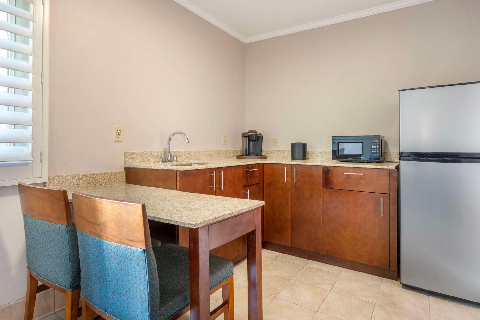 Best Western Plus Beach View Lodge Κάρλσμπαντ Εξωτερικό φωτογραφία