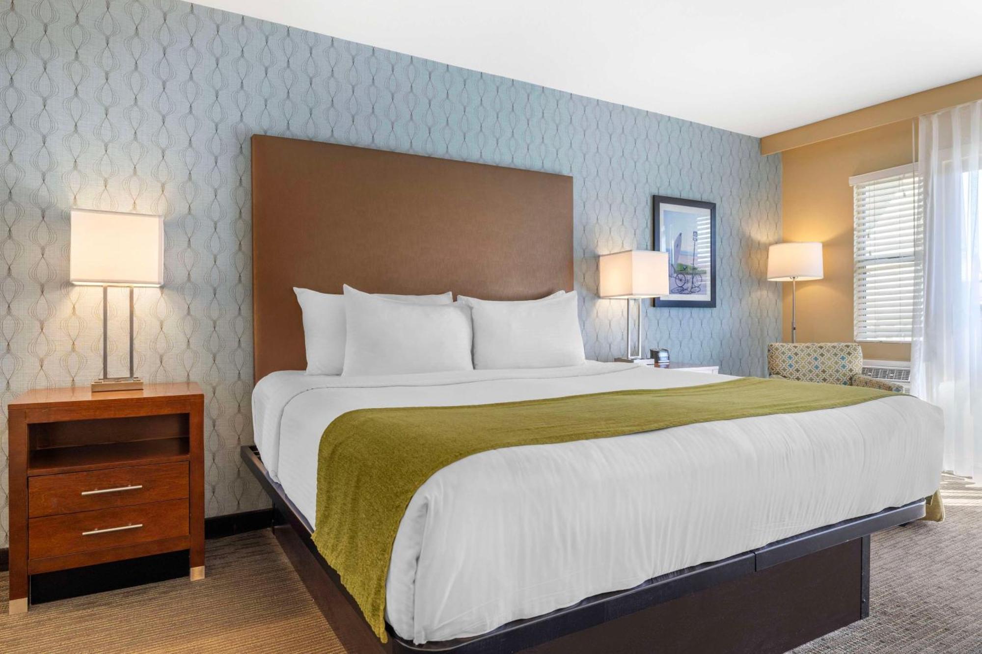 Best Western Plus Beach View Lodge Κάρλσμπαντ Εξωτερικό φωτογραφία