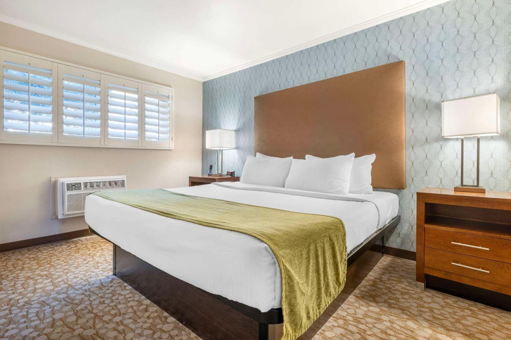 Best Western Plus Beach View Lodge Κάρλσμπαντ Εξωτερικό φωτογραφία