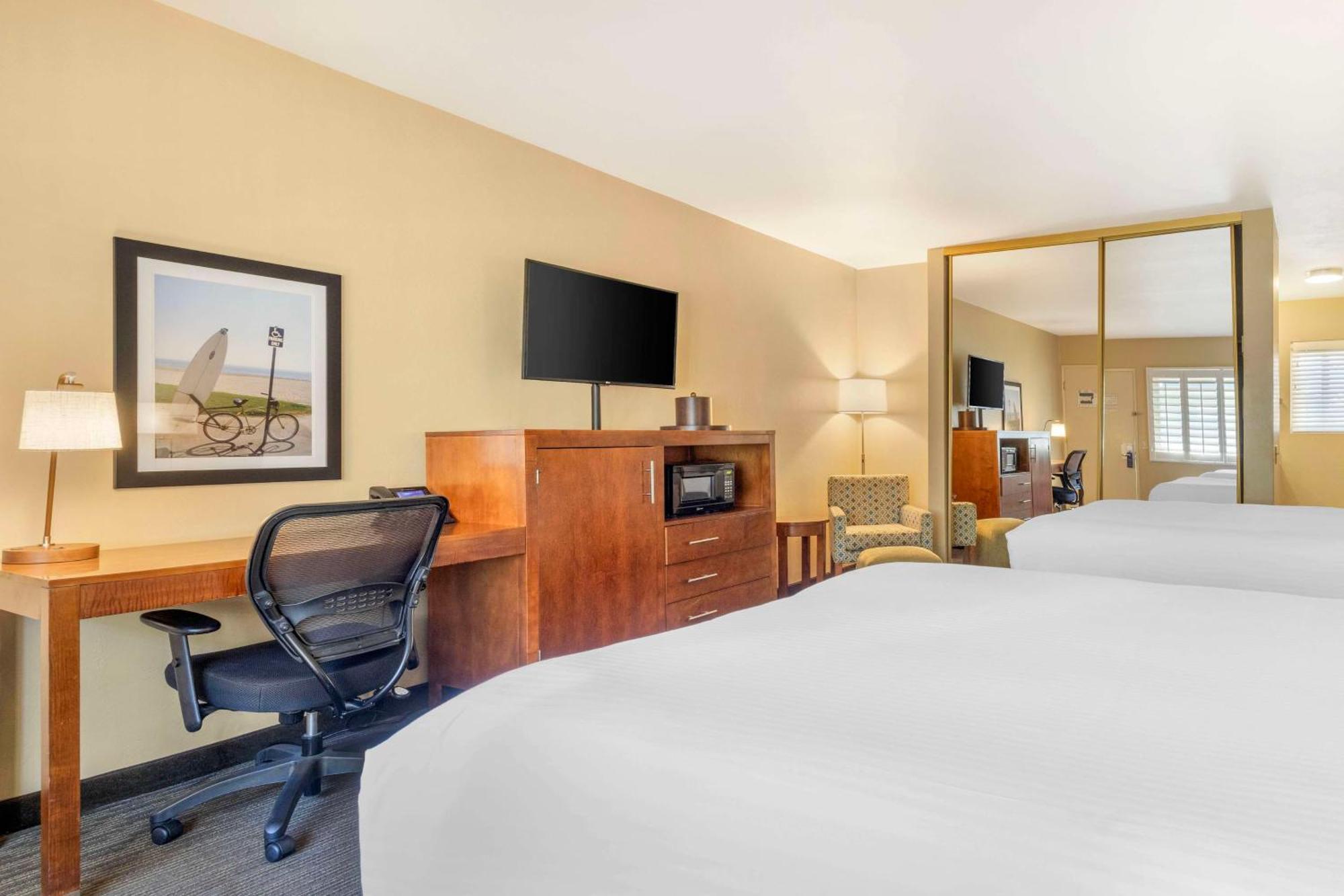 Best Western Plus Beach View Lodge Κάρλσμπαντ Εξωτερικό φωτογραφία