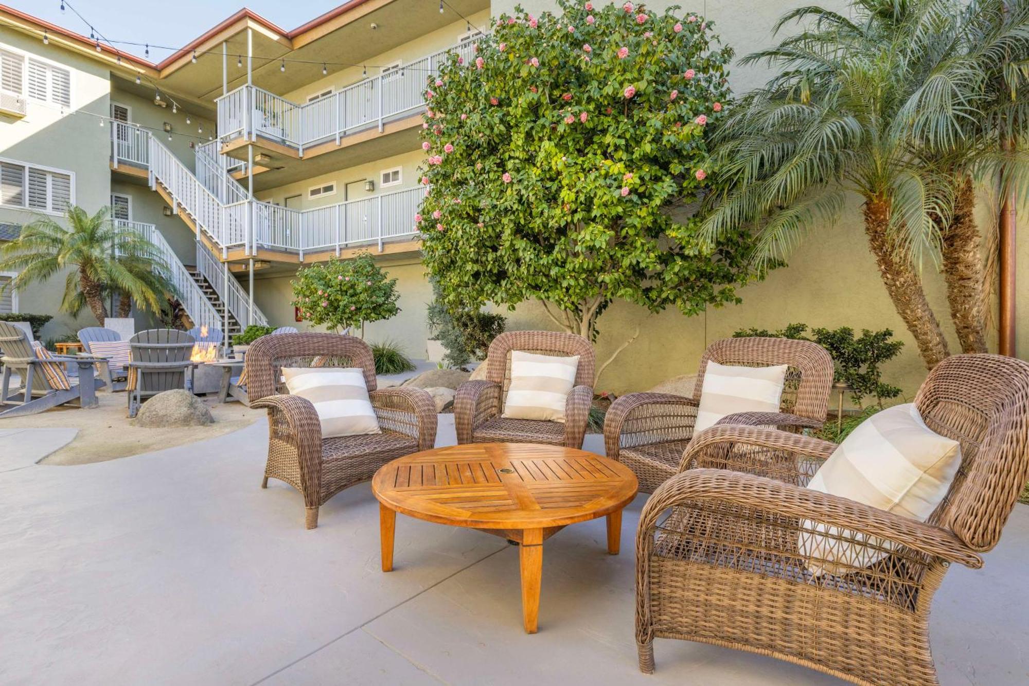 Best Western Plus Beach View Lodge Κάρλσμπαντ Εξωτερικό φωτογραφία